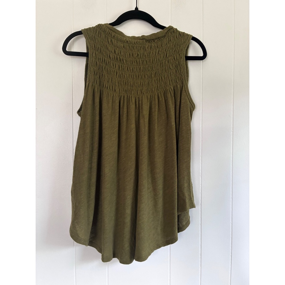 We The Free Free People Olive Green Linen Blend Smocked Tank Top Medium - Picture 2 of 5